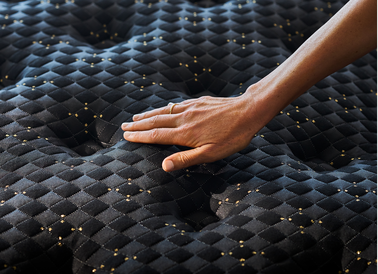 Which-Mattress-Quilted-Innerspring-Image@2x.png